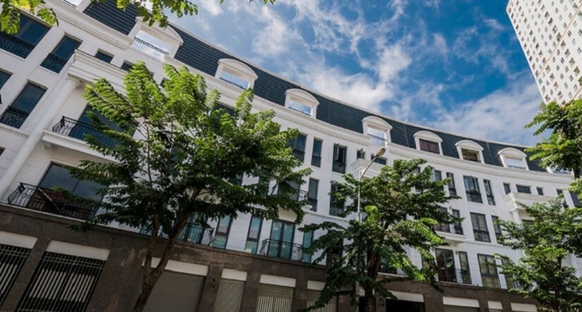 Chính chủ bán cắt lỗ shophouse hướng Tây tứ trạch, diện tích 99m2 view nội khu KĐT Văn Phú